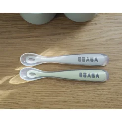 BÉABA Couverts Vaisselle Et Bavoirs*Lot 2 cuillères 1er âge silicone avec boite de transport Vert sauge/Gris velours