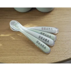 BÉABA Couverts Vaisselle Et Bavoirs*Lot de 4 cuillères 1er âge silicone Gris velours/Vert sauge
