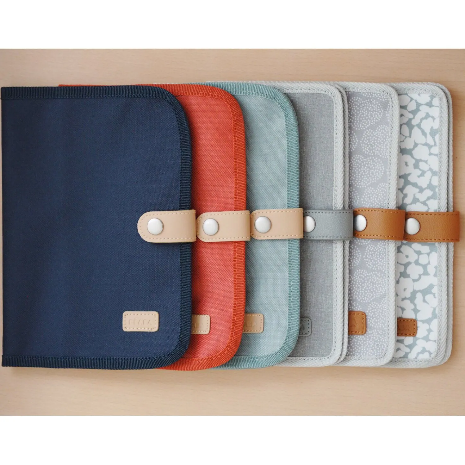 BÉABA Accessoires De Toilette*Protège carnet de santé Gris chiné